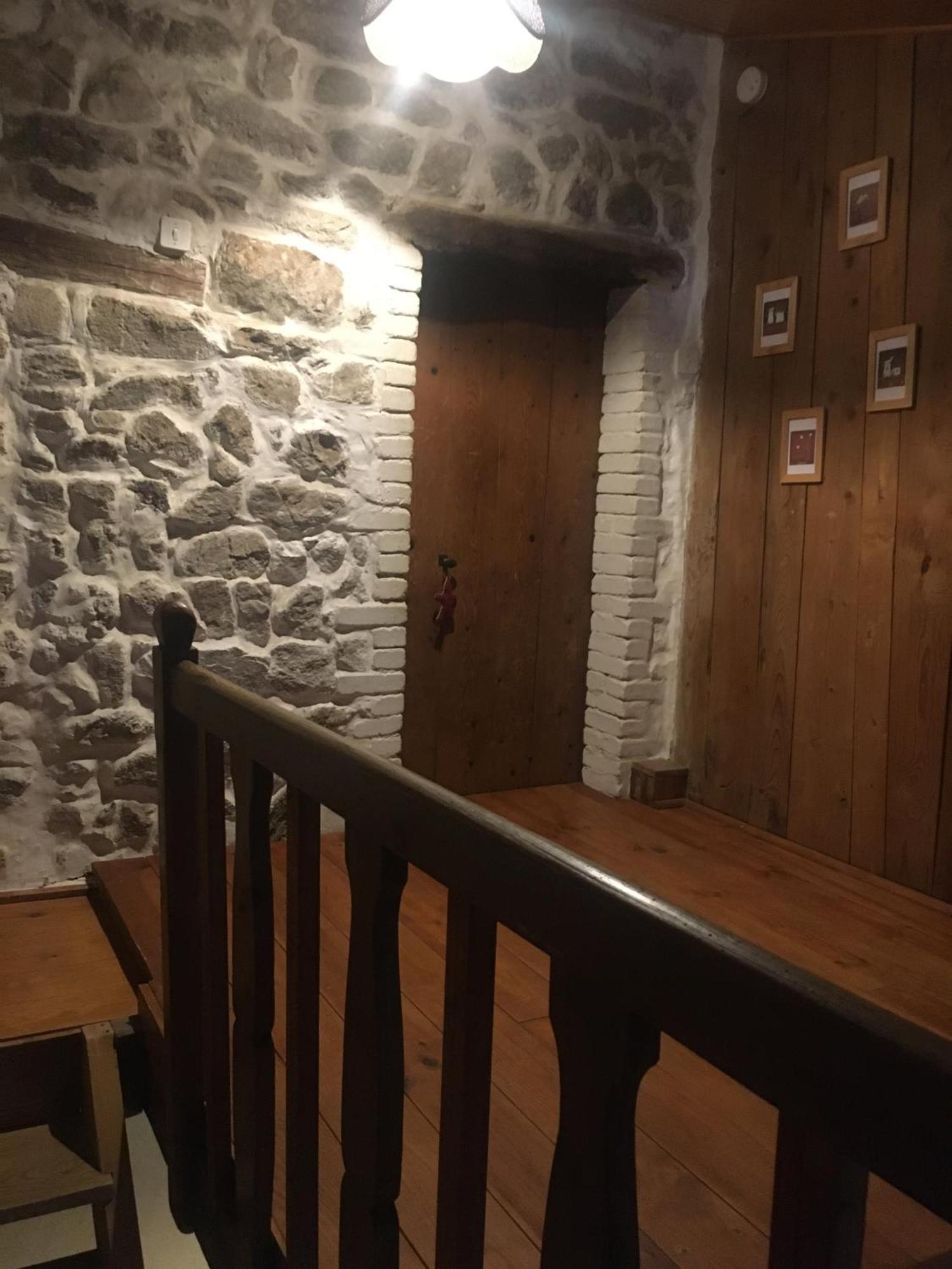 Gites De Gobertier Saint-Alban-d'Ay Esterno foto